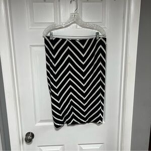Mossimo Black and White Chevron Pencil Skirt Size XL